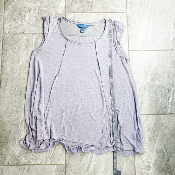 Simply Vera Lavender Asymmetrical Hem Flowy Tank Top Size Medium - Picture 4 of 7